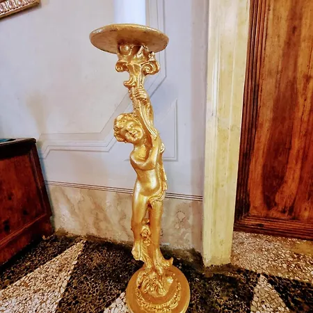Nani Mocenigo, Golin دولو